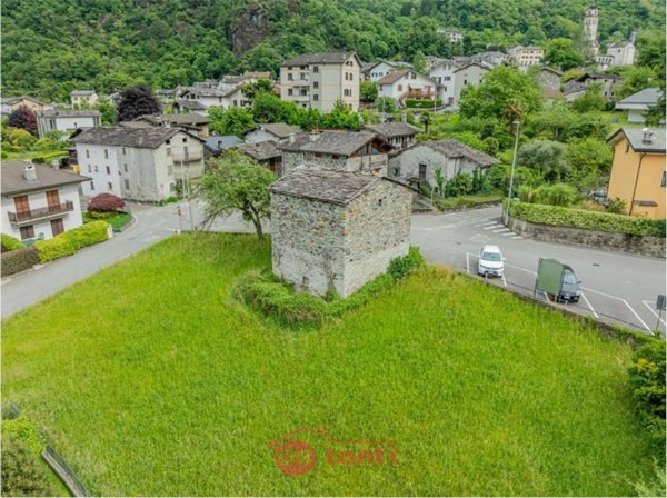casa indipendente in vendita a Prata Camportaccio
