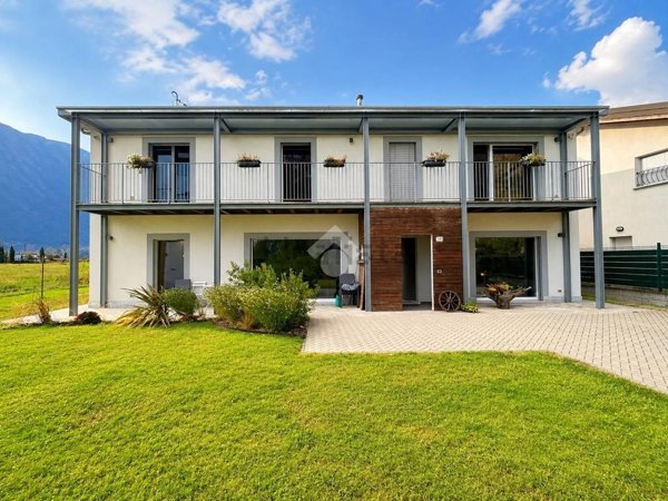 casa indipendente in vendita a Prata Camportaccio