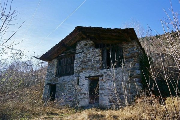 quadrivano in vendita a Rasura