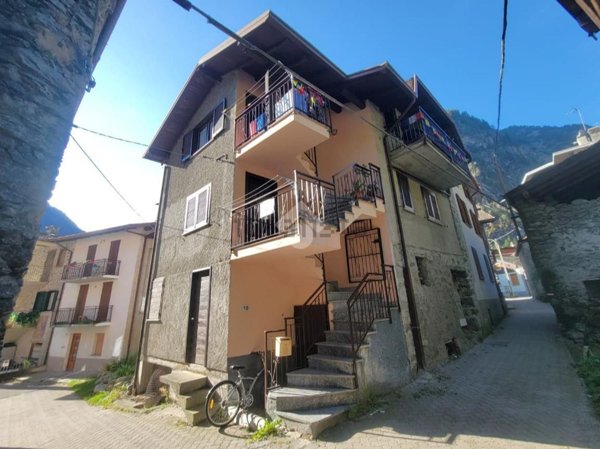 appartamento in vendita a Rasura
