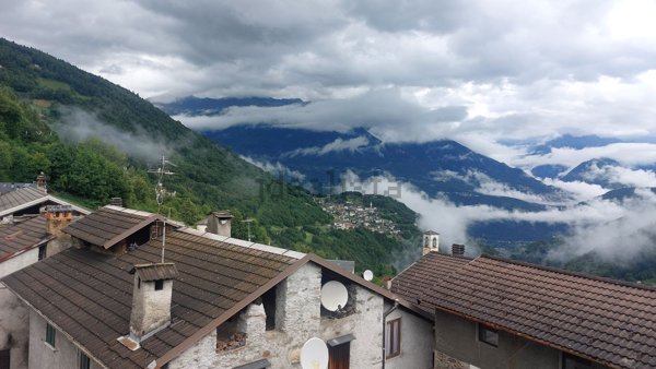 appartamento in vendita a Rasura