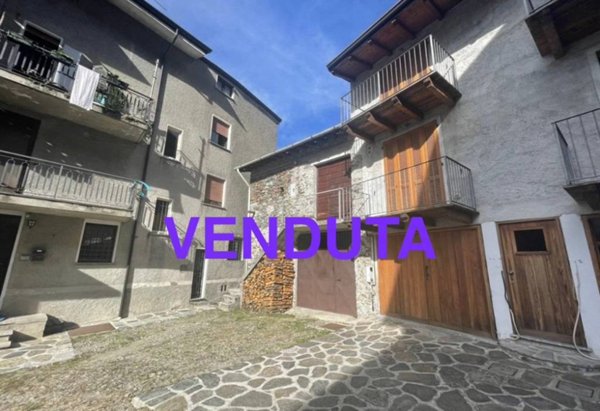 casa indipendente in vendita a Rogolo in zona Cassini