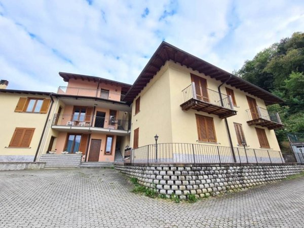 appartamento in vendita a Rogolo in zona Cassini