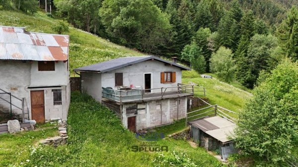 appartamento in vendita a Rogolo in zona Erdona