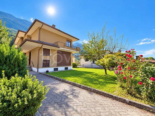 casa indipendente in vendita a Rogolo in zona Cassini