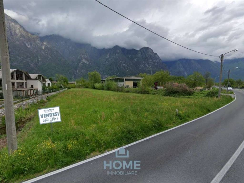 terreno edificabile in vendita a Samolaco