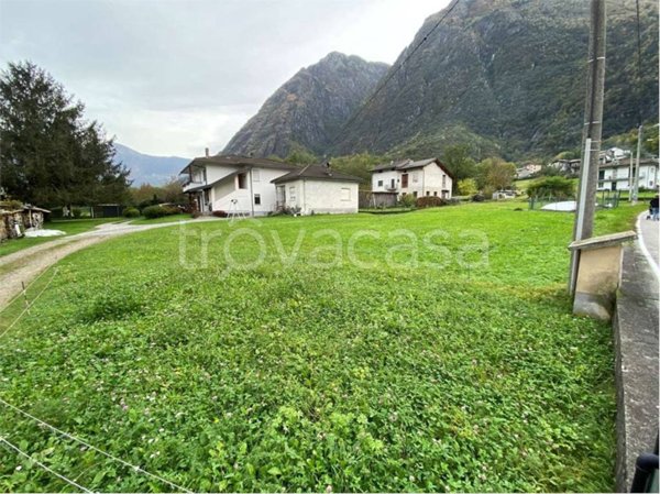 terreno edificabile in vendita a Samolaco