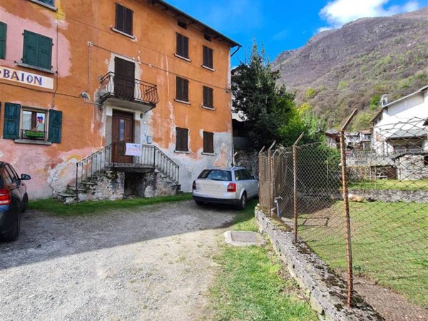 casa indipendente in vendita a Samolaco