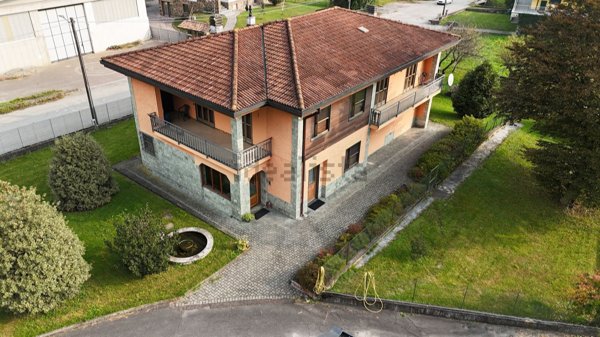 casa indipendente in vendita a Samolaco