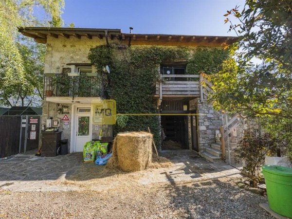 casa indipendente in vendita a Samolaco