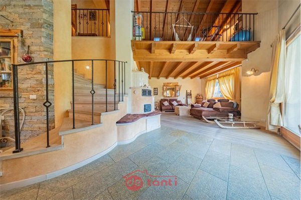 casa indipendente in vendita a Samolaco