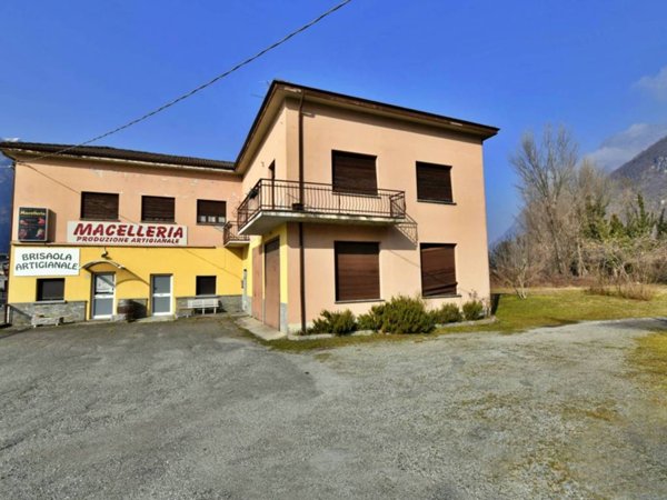 casa indipendente in vendita a Samolaco
