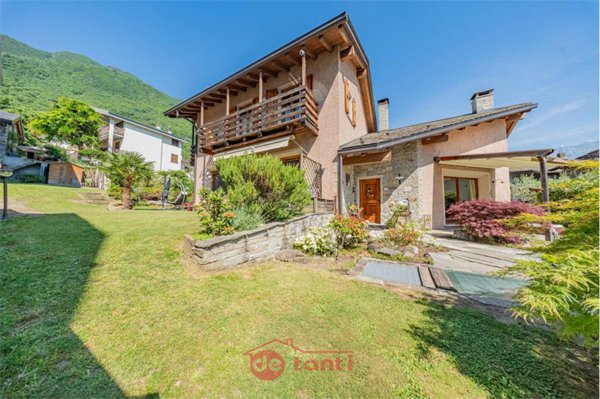 casa indipendente in vendita a Samolaco