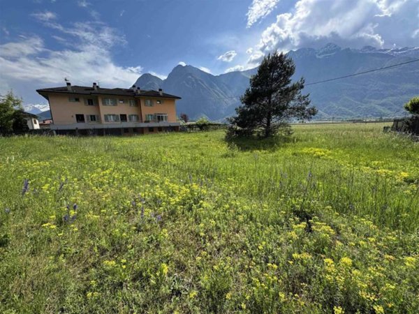 casa indipendente in vendita a Samolaco