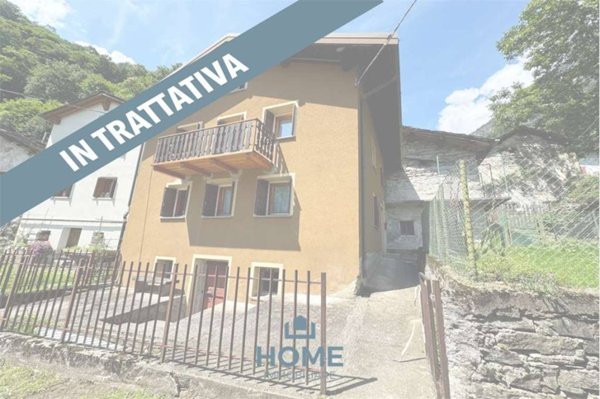 casa indipendente in vendita a San Giacomo Filippo