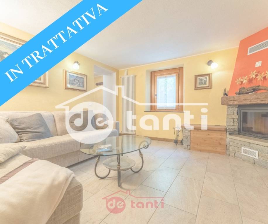 casa indipendente in vendita a San Giacomo Filippo