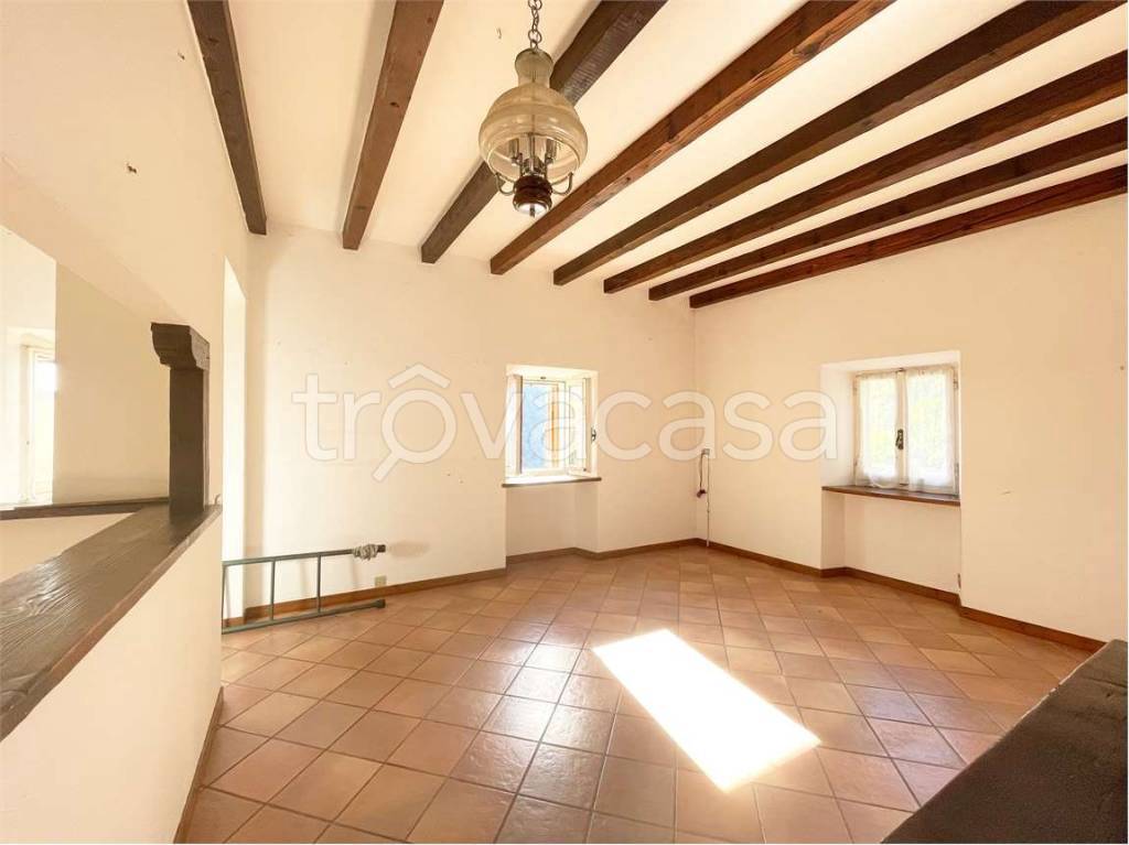 casa indipendente in vendita a San Giacomo Filippo