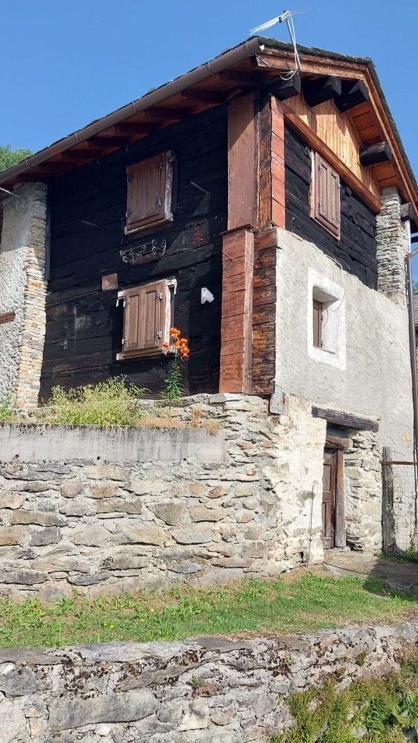 quadrivano in vendita a San Giacomo Filippo