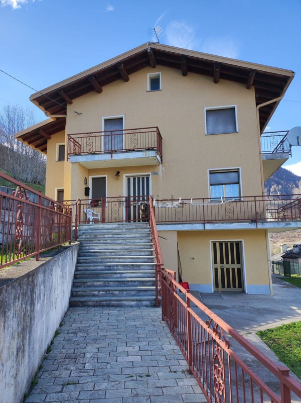 quadrivano in vendita a San Giacomo Filippo