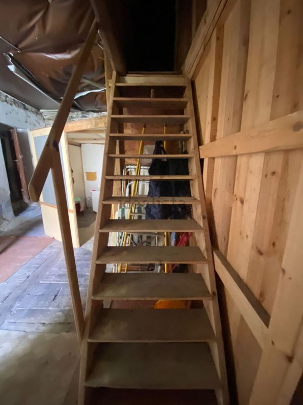 esavano in vendita a San Giacomo Filippo