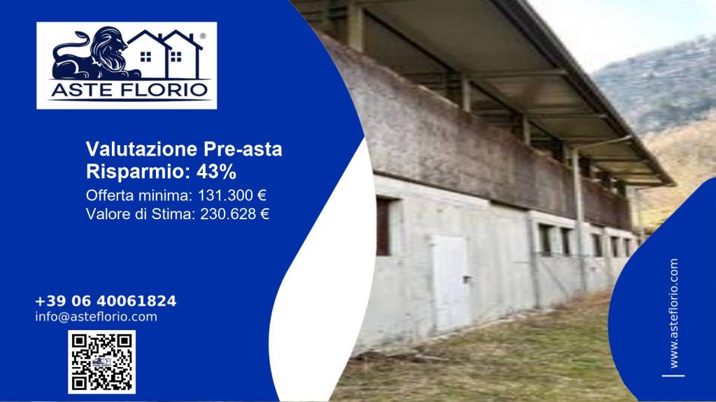 locale commerciale in vendita a San Giacomo Filippo in zona Vho