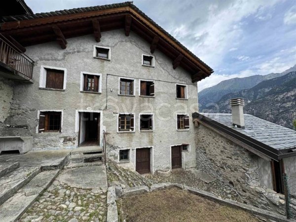 casa indipendente in vendita a San Giacomo Filippo in zona Olmo