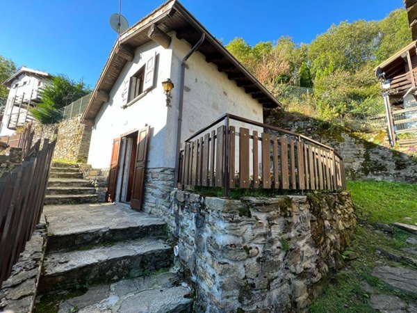 casa indipendente in vendita a San Giacomo Filippo in zona Sommarovina