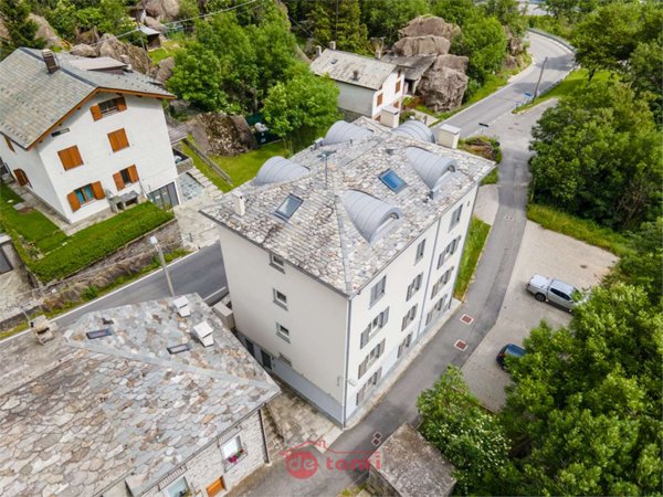 appartamento in vendita a San Giacomo Filippo in zona Lirone