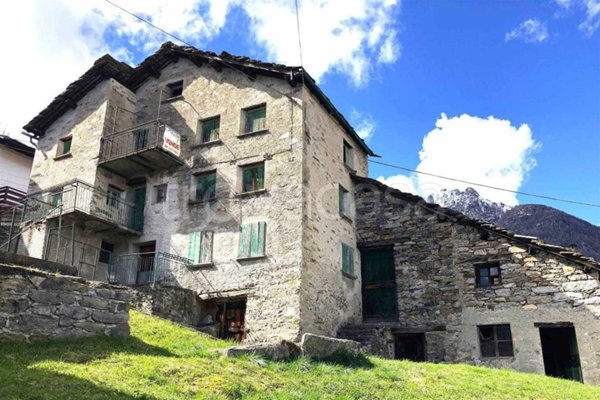 casa indipendente in vendita a San Giacomo Filippo in zona Olmo