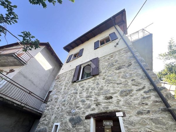 casa indipendente in vendita a Sondalo in zona Frontale