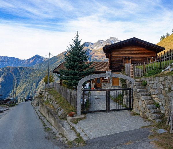 casa indipendente in vendita a Sondalo