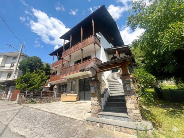 casa indipendente in vendita a Sondalo in zona Bolladore
