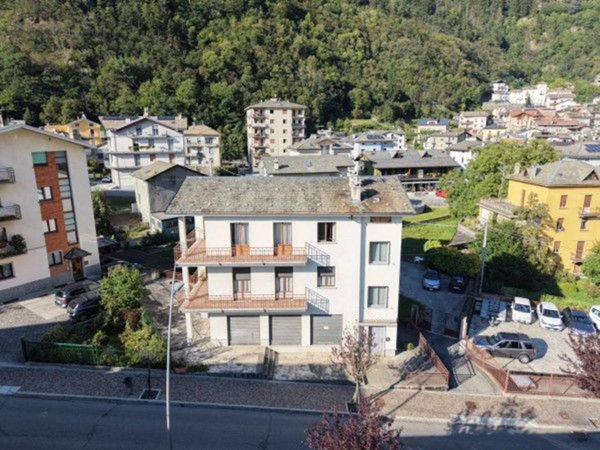 casa indipendente in vendita a Sondalo in zona Bolladore