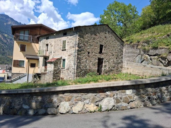 casa indipendente in vendita a Sondalo