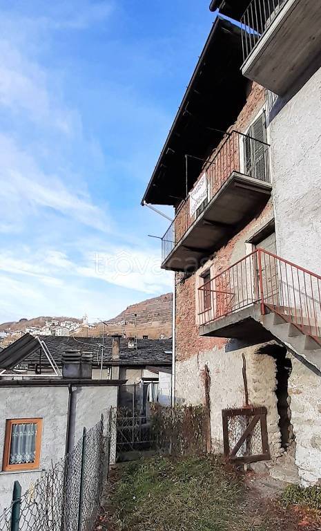 appartamento in vendita a Sondrio in zona Sant'Anna