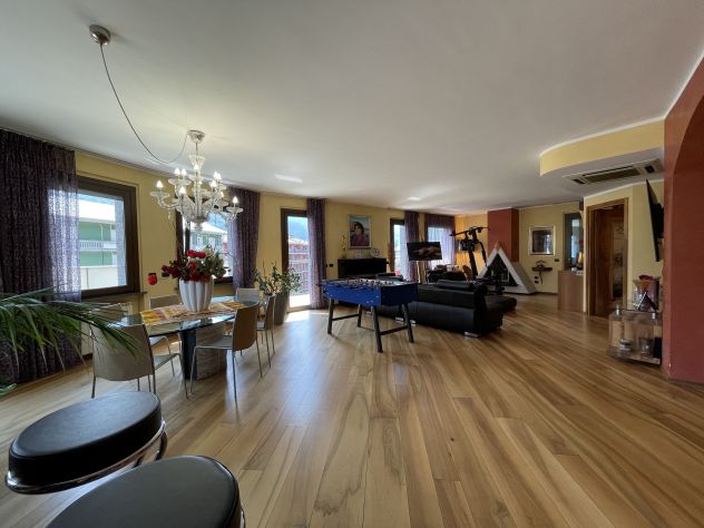 appartamento in vendita a Sondrio in zona Centro Città