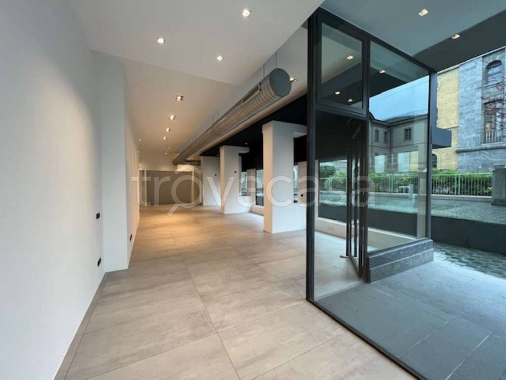 appartamento in vendita a Sondrio in zona Centro Città