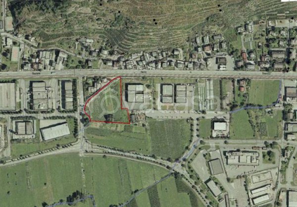 terreno edificabile in vendita a Sondrio