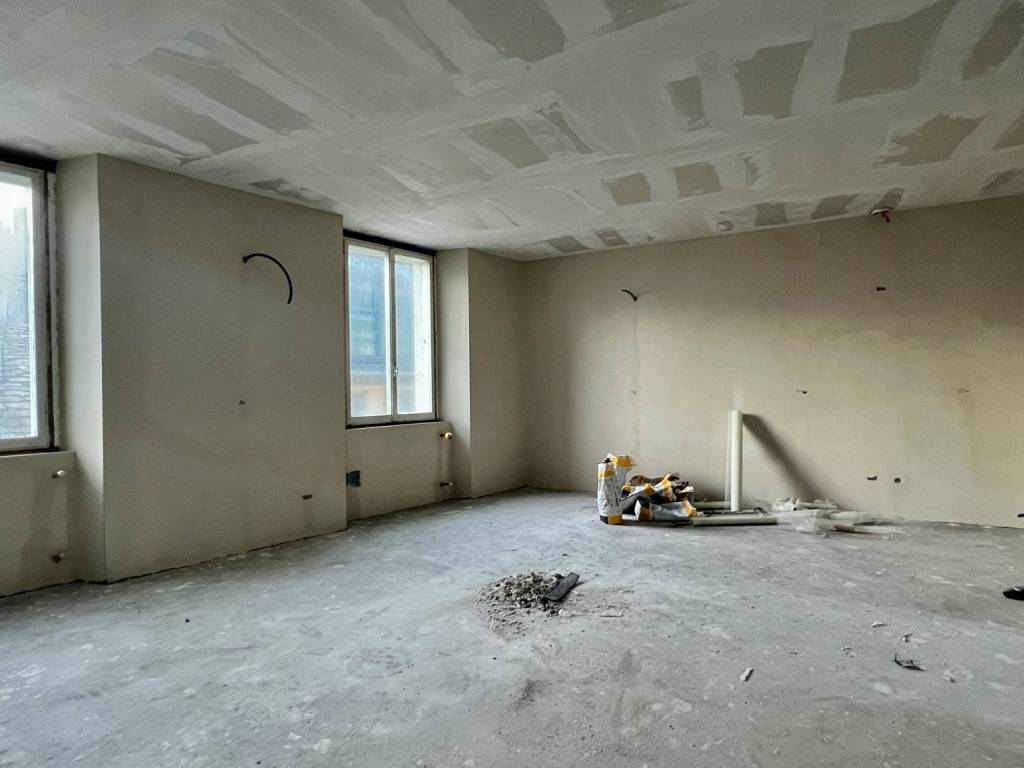 appartamento in vendita a Sondrio in zona Centro Città