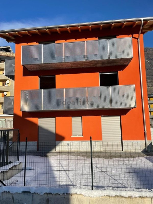 appartamento in vendita a Sondrio in zona Ospedale