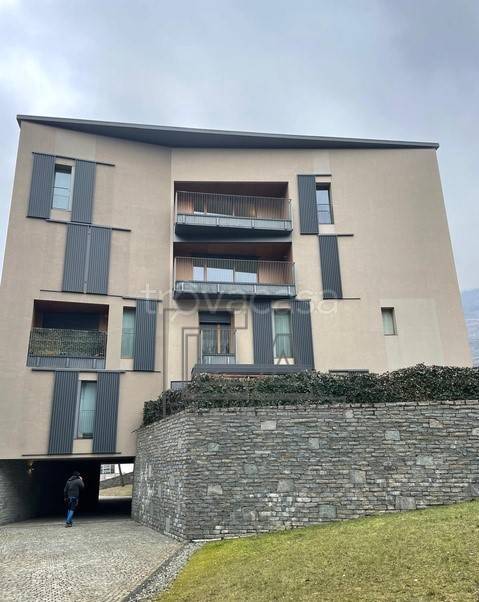 appartamento in vendita a Sondrio in zona Centro Città