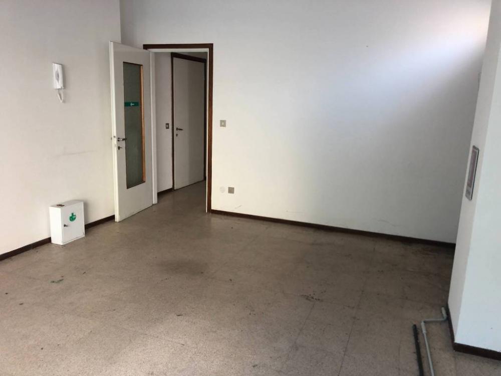 appartamento in vendita a Sondrio in zona Viale Milano