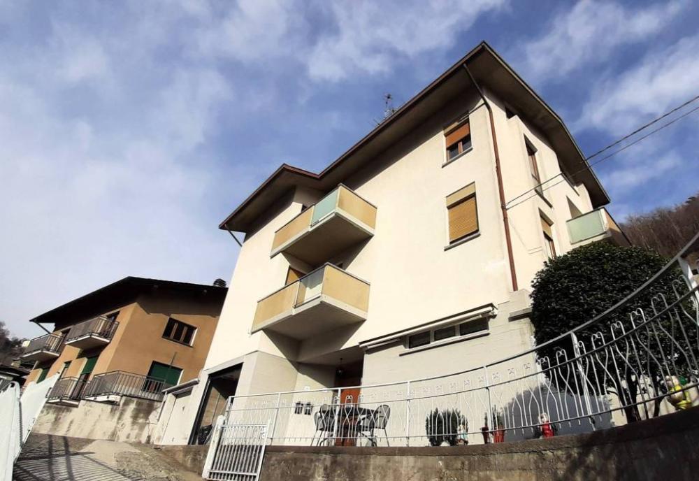 appartamento in vendita a Sondrio in zona Arquino