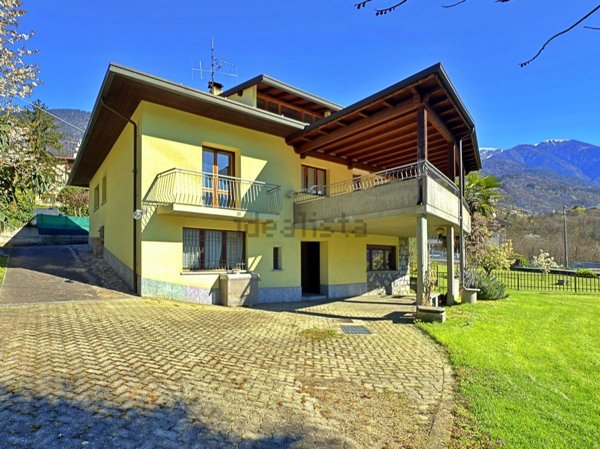 casa indipendente in vendita a Sondrio