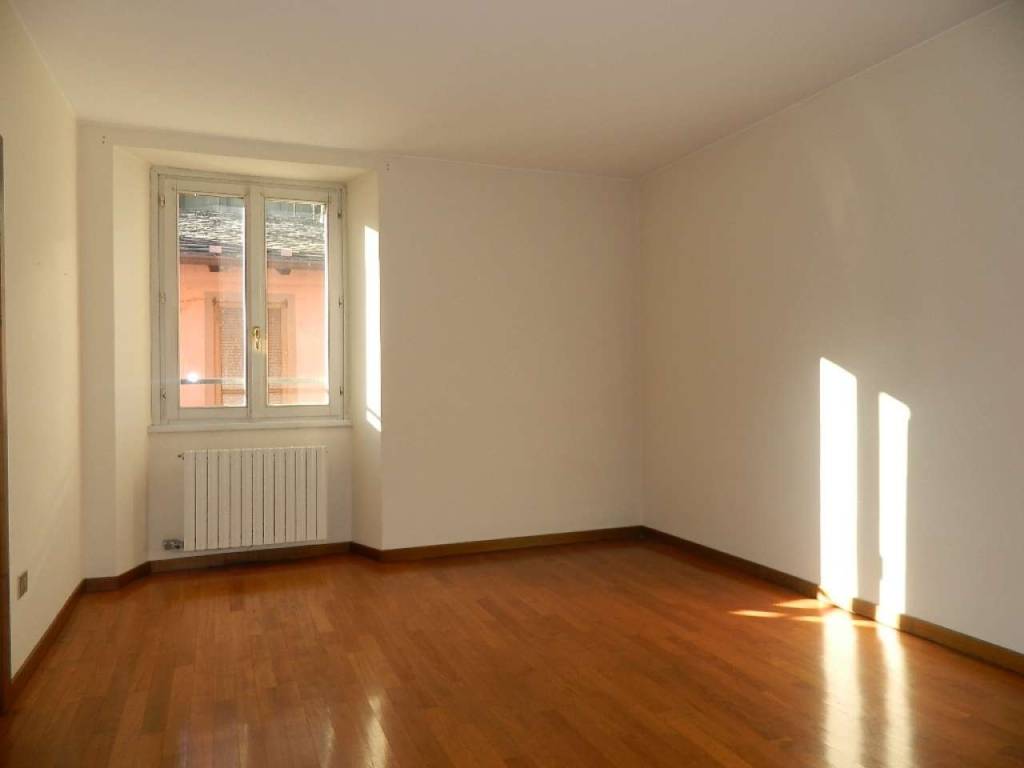 appartamento in vendita a Sondrio in zona Centro Città