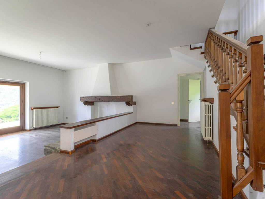 casa indipendente in vendita a Sondrio in zona Sant'Anna