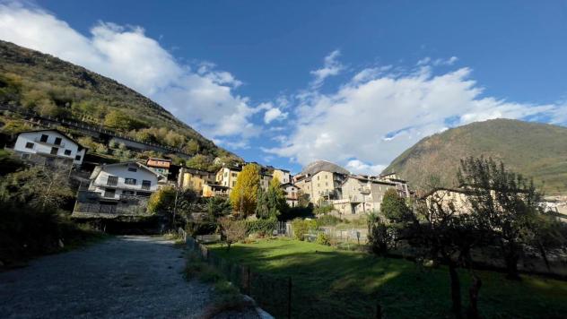 appartamento in vendita a Sondrio in zona Mossini