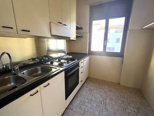 casa indipendente in vendita a Sondrio in zona Triangia