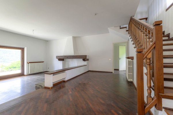 casa indipendente in vendita a Sondrio in zona Sant'Anna
