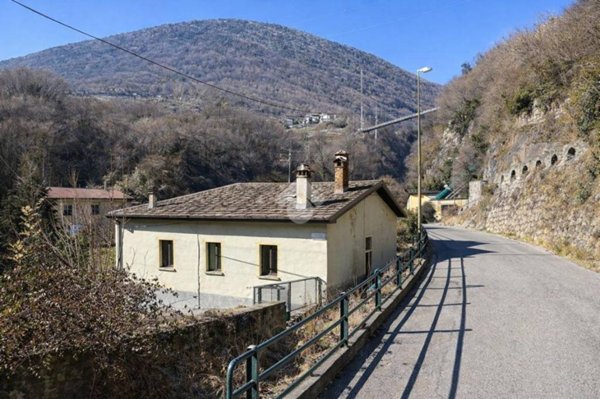appartamento in vendita a Sondrio in zona Centro Città